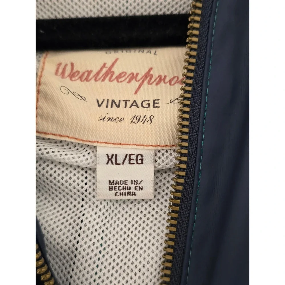 Weatherproof vintage hooded